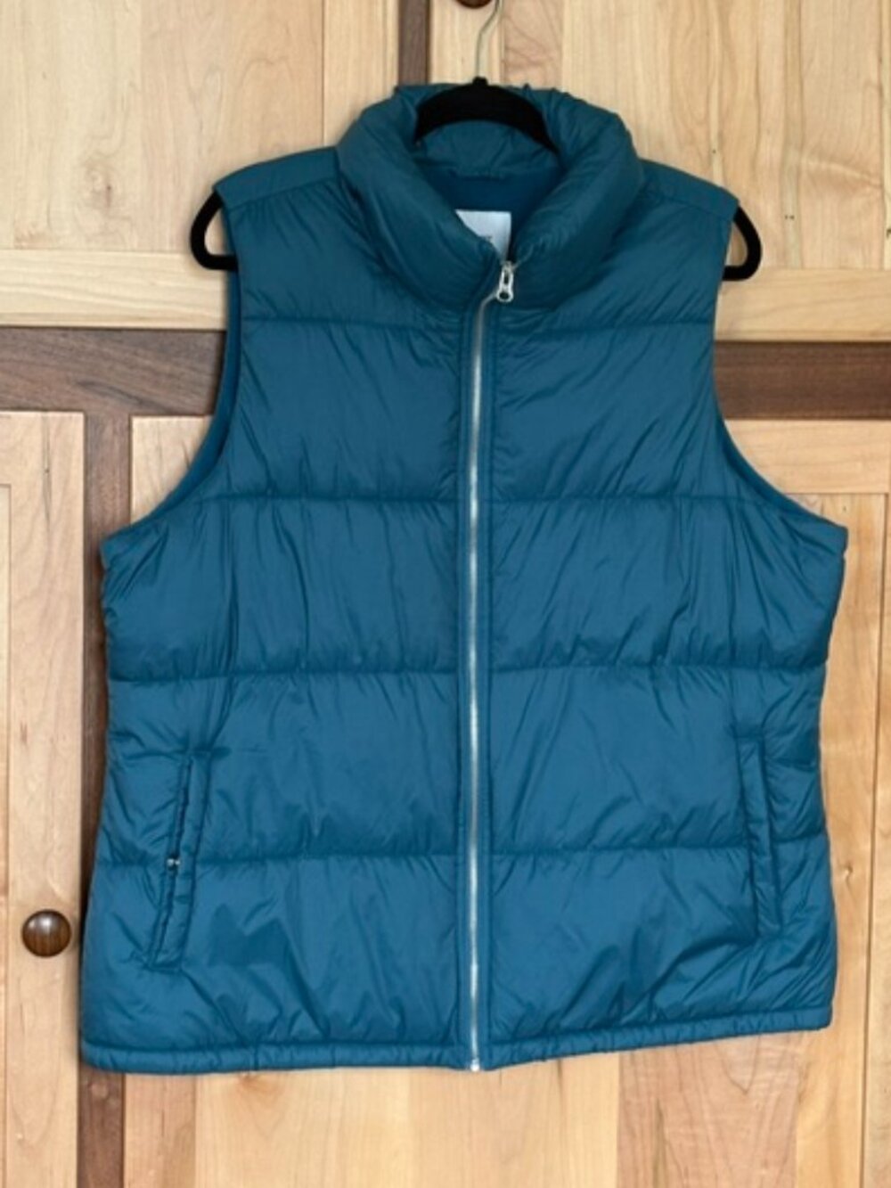 Old Navy Women's Teal Quilted Puffer Vest Size XL